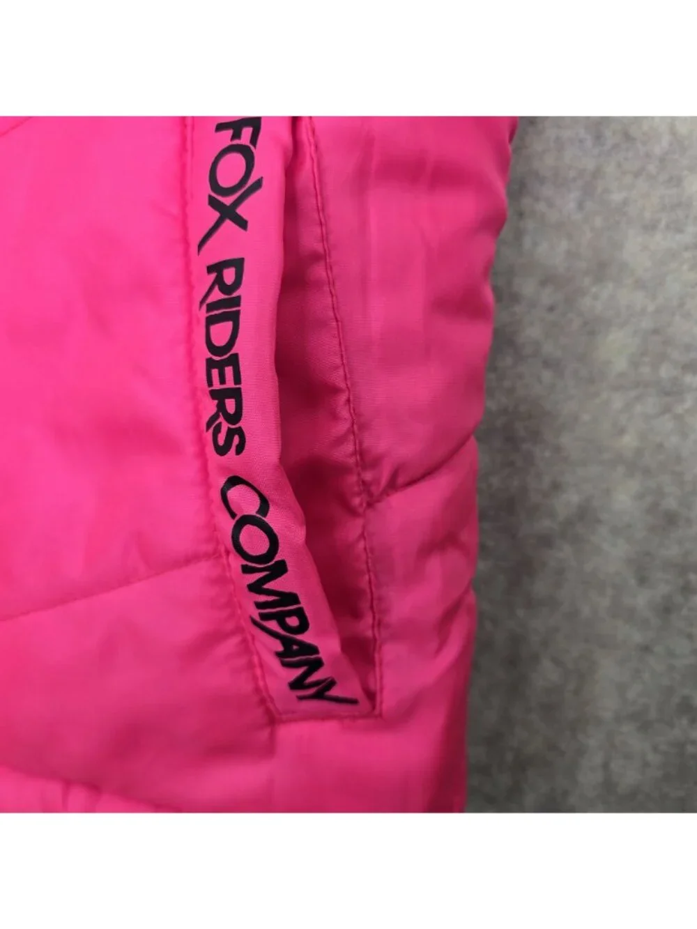 Fox Riders Company Quilted Sleeveless Vest Womens Polyester Patterned Lining